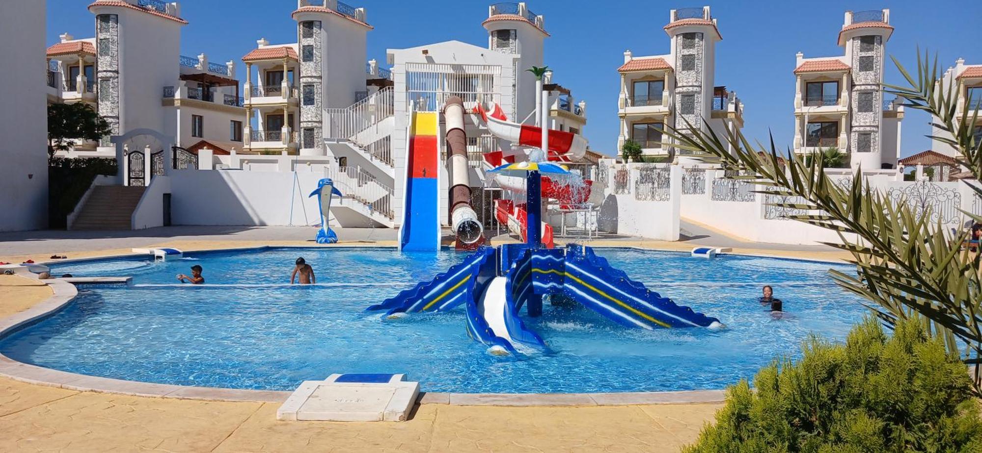 Hills Sea View Апартаменти